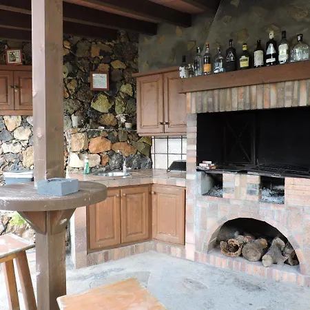 Casa La Hoya, En Holiday home Tijarafe
